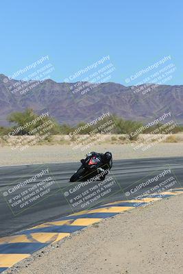 media/Mar-24-2025-Moto Forza (Mon) [[57ce5c5cff]]/1-Advanced Group/Session 3 (Turn 6 Inside)/